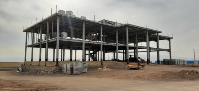 اجرای اسکلت فولادی به صورت پیش ساخته و با اتصالات پیچ و مهره